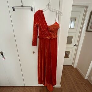 Asymmetric One-Shoulder Velvet Evening Dress in Red/Orange